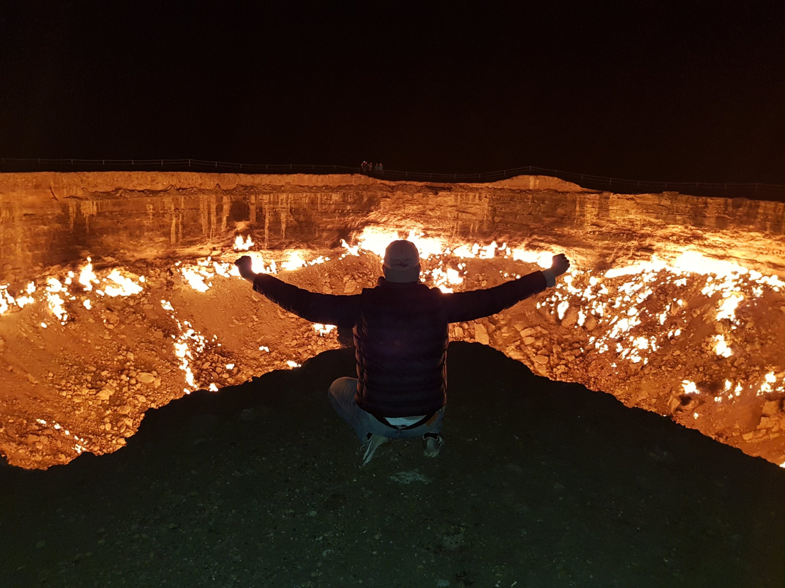 turkmenistan darvaza gas crater