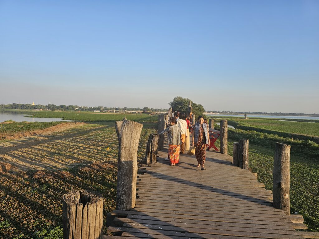 myanmar mandalay ubein bridge