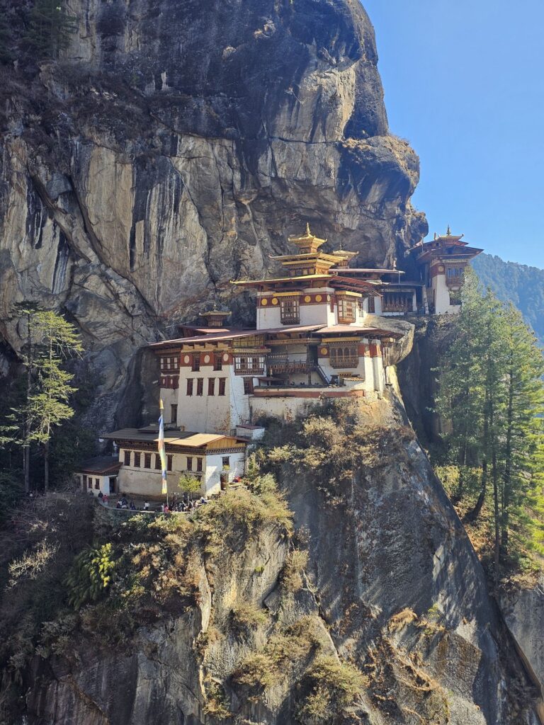 tigers nest paro