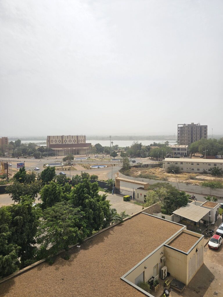 noom hotel niamey